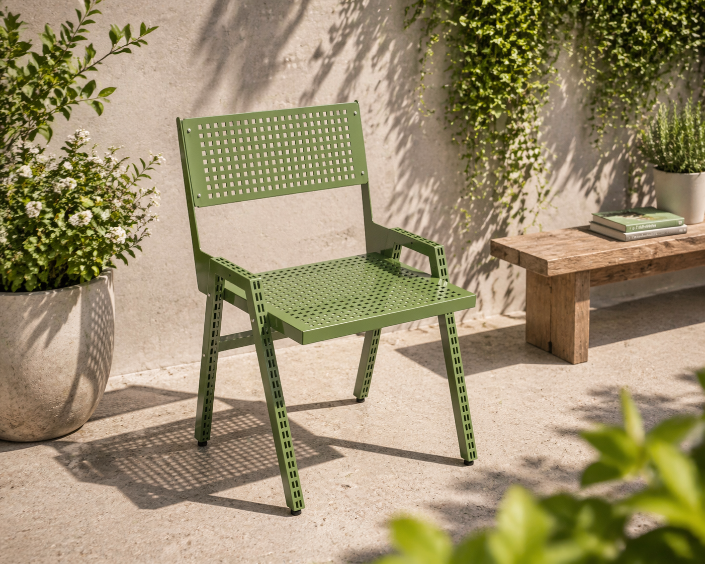 P25 CHAIR